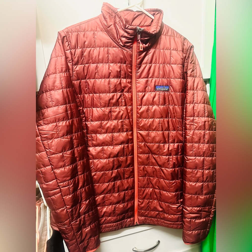 Patagonia Women’s Nano Jacket XL new